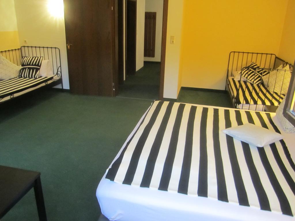 The Art & Sport Hotel Инсбрук Экстерьер фото